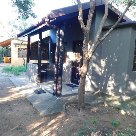 Isinkwe Bush Camp Villa Hluhluwe Buitenkant foto