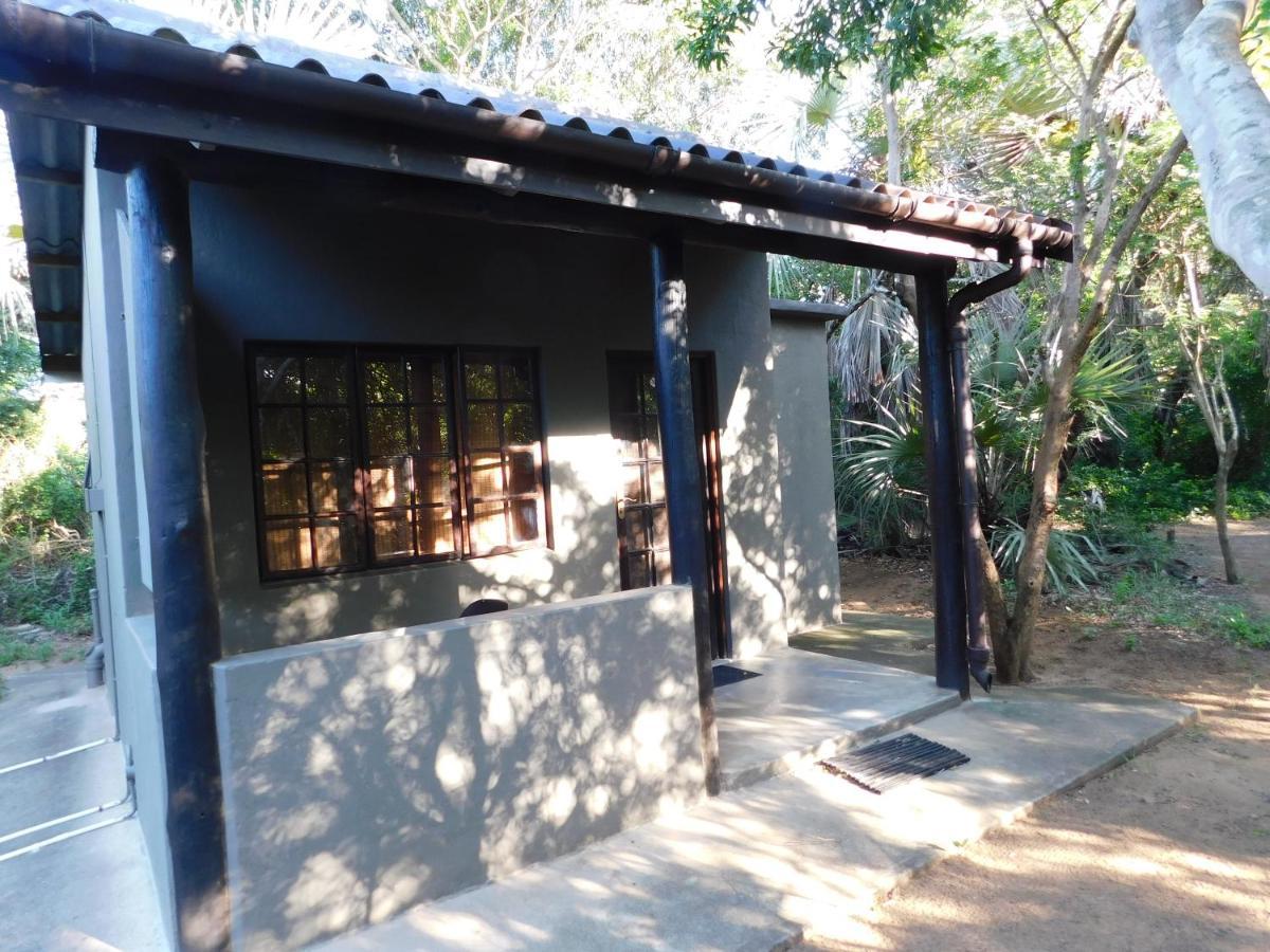 Isinkwe Bush Camp Villa Hluhluwe Buitenkant foto