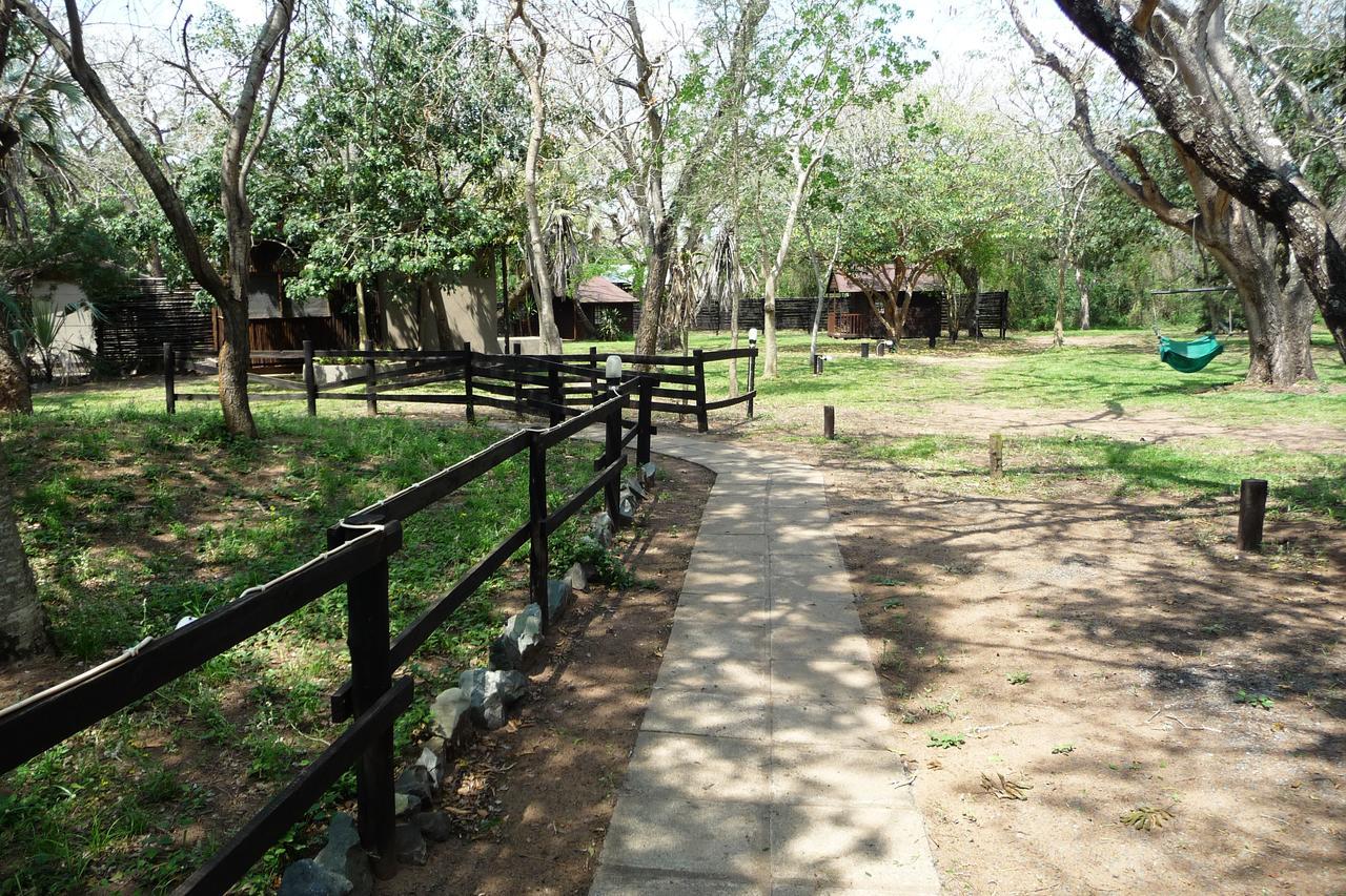 Isinkwe Bush Camp Villa Hluhluwe Buitenkant foto